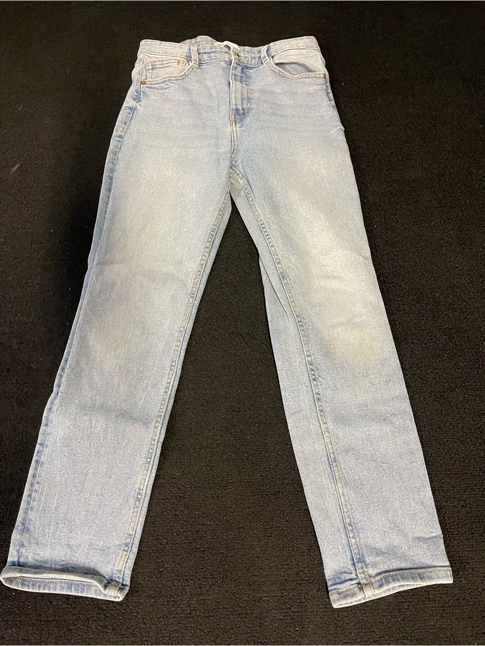 Zara Light Wash Women’s Straight-Leg Jeans